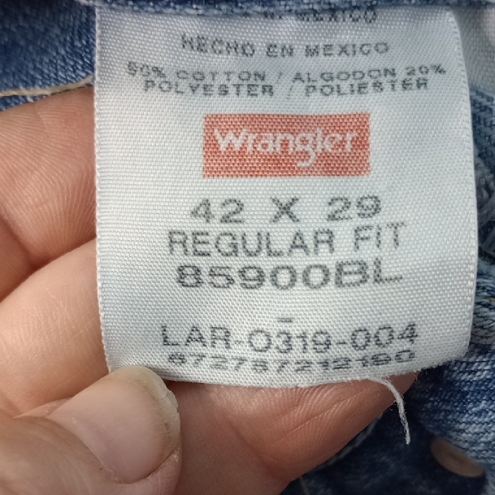 Two Pair Wrangler Premium Quality Denim Jeans 42x29 Size - Picture 7 of 11